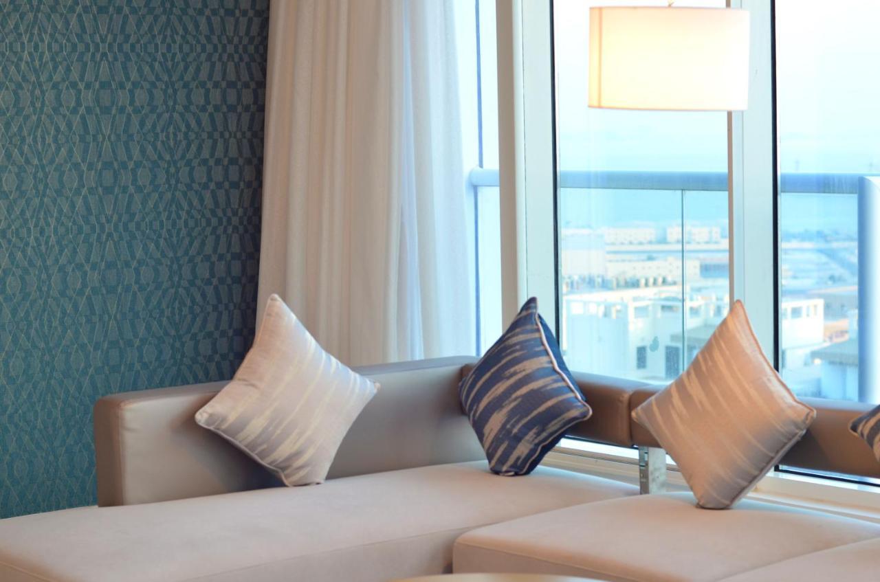 The Lodge Suites Manama Exterior foto