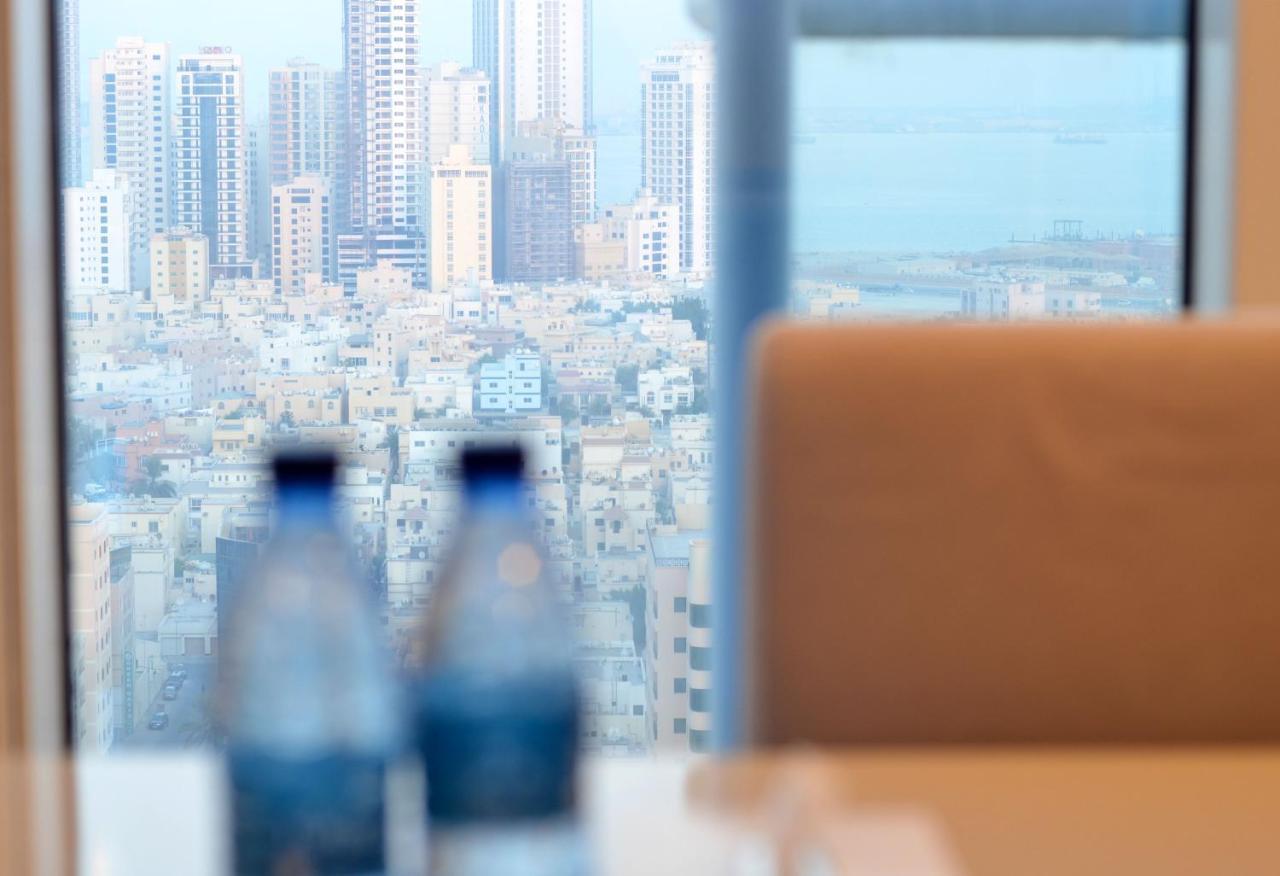 The Lodge Suites Manama Exterior foto