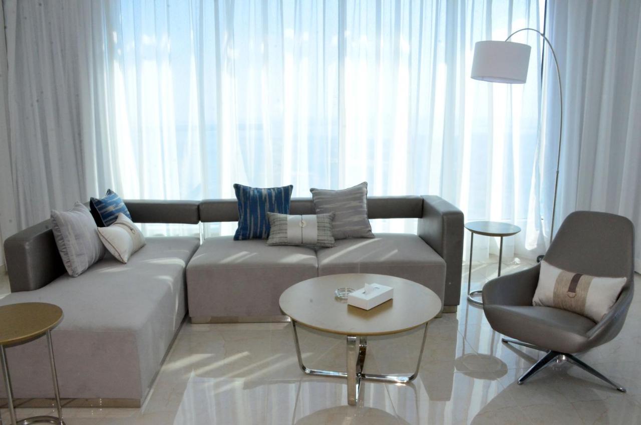 The Lodge Suites Manama Exterior foto