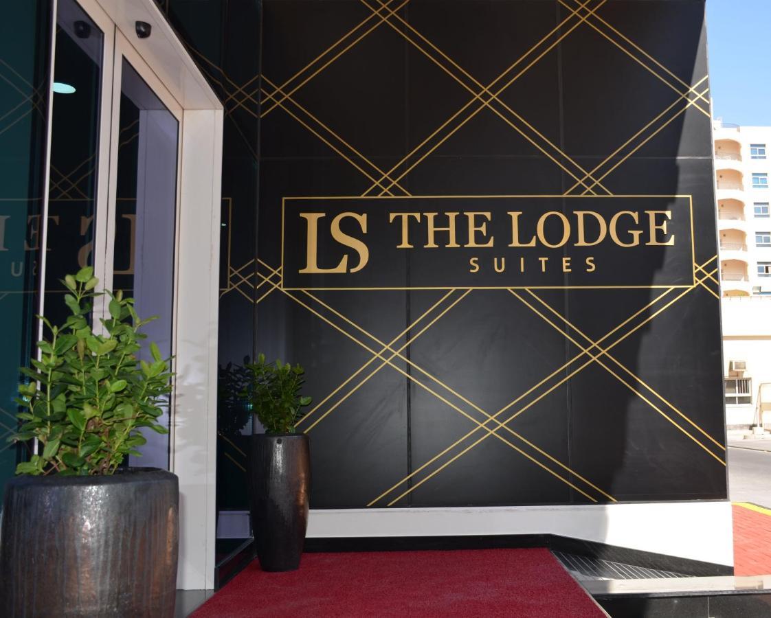 The Lodge Suites Manama Exterior foto
