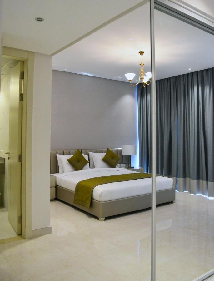 The Lodge Suites Manama Exterior foto